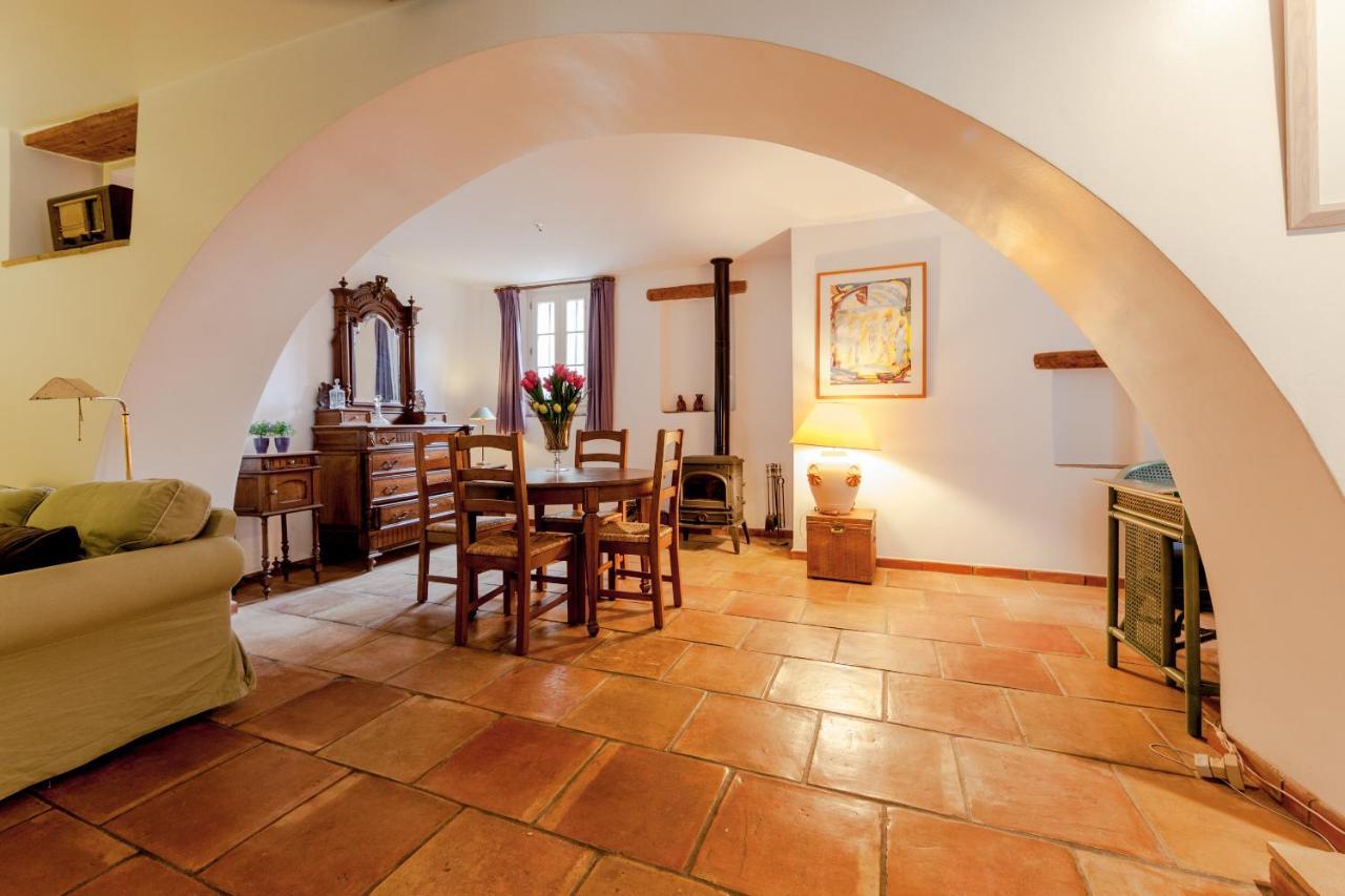Maison Elsud La Garde-Freinet Centre 3 Chambres Terrasse Parking ภายนอก รูปภาพ