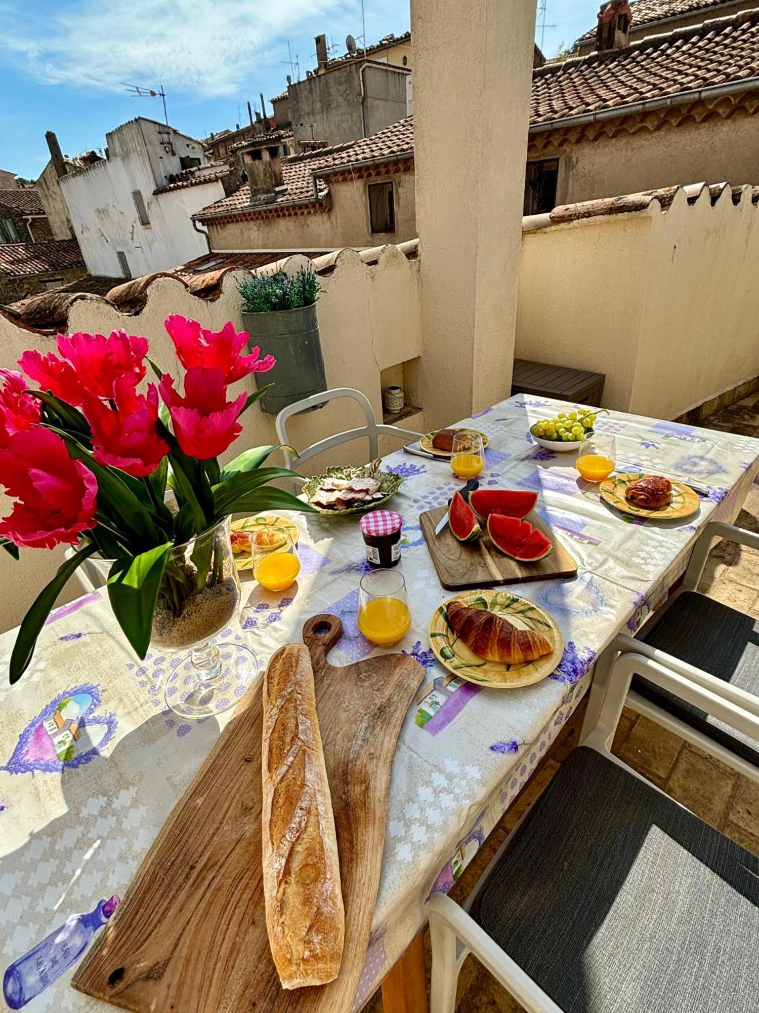 Maison Elsud La Garde-Freinet Centre 3 Chambres Terrasse Parking ภายนอก รูปภาพ